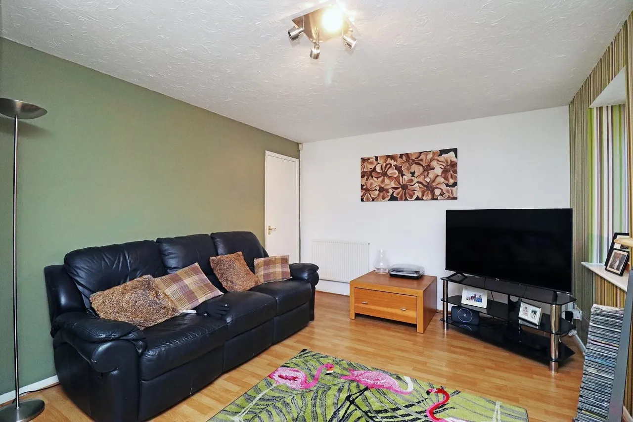 Inglesham Close, Baguley, Manchester M23 1LQ, photo 4