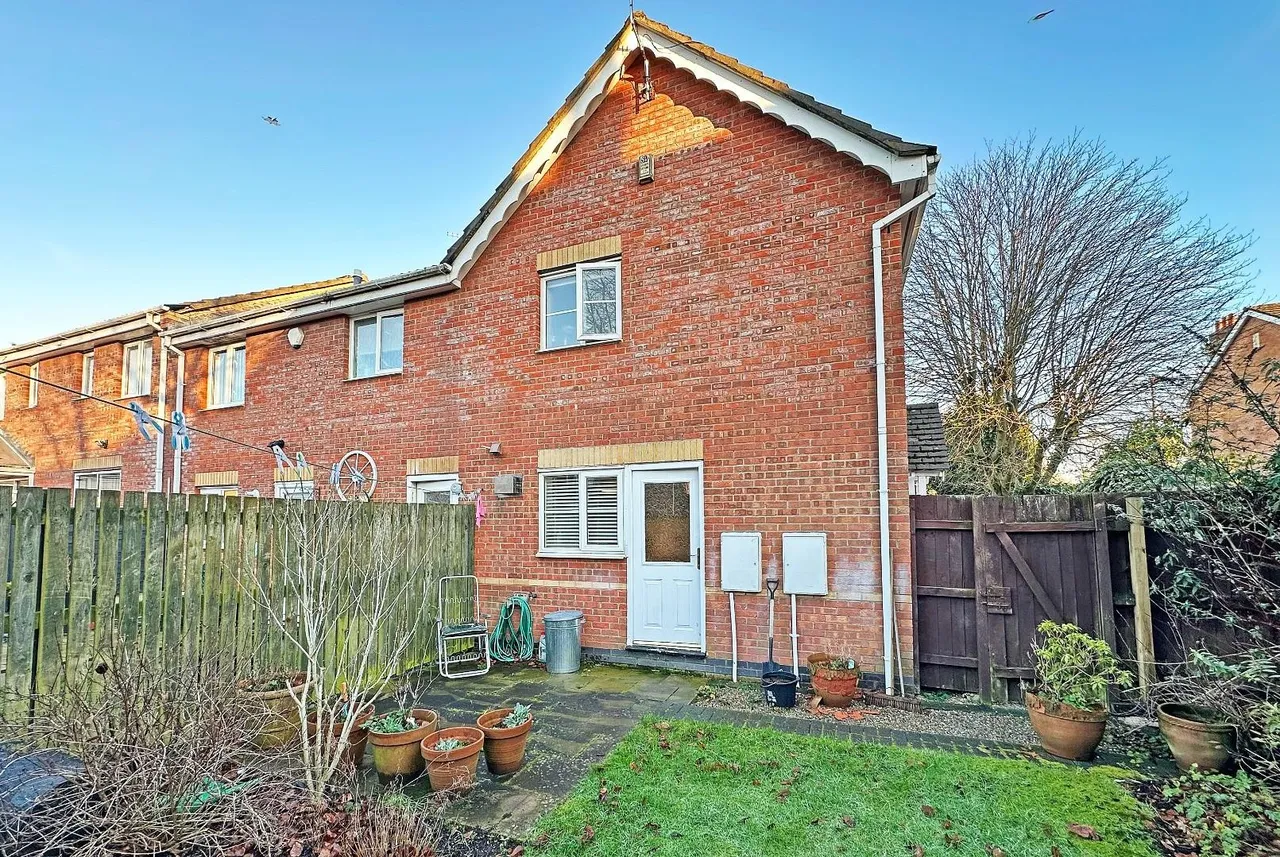 Inglesham Close, Baguley, Manchester M23 1LQ, photo 11