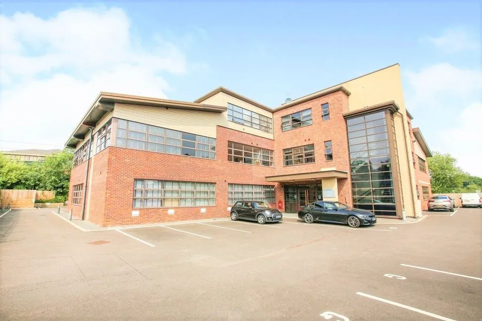 Macclesfield Road, Wilmslow, SK9, photo 4