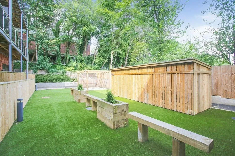 Macclesfield Road, Wilmslow, SK9, photo 8