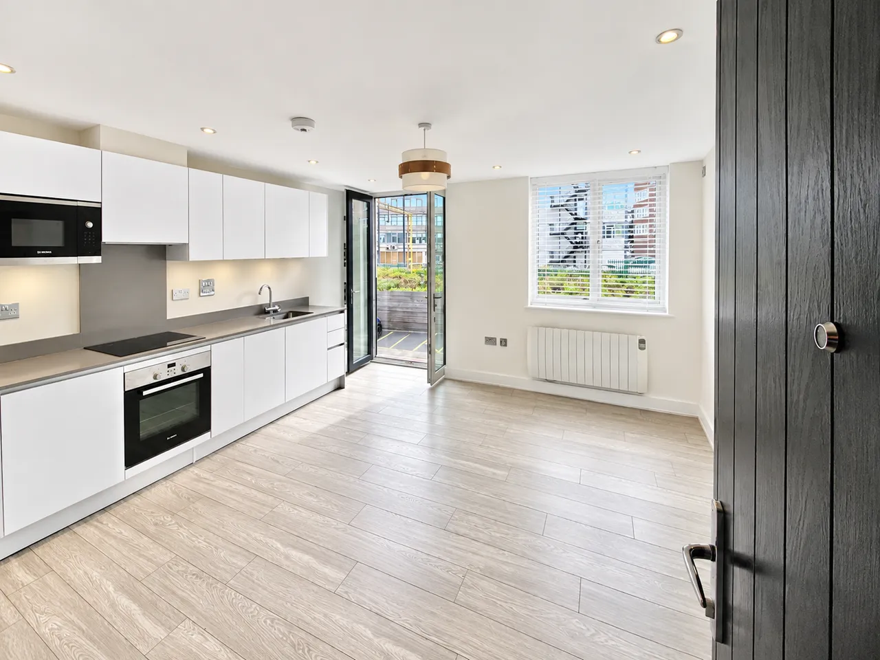 9 Mellor Road, Cheadle Hulme, Cheadle, SK8 5AT, photo 2