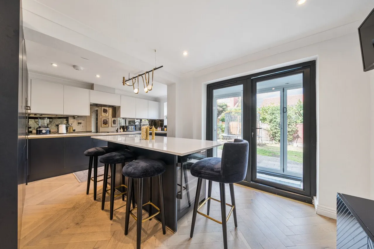 Hanover Drive, Chislehurst, BR7, photo 2