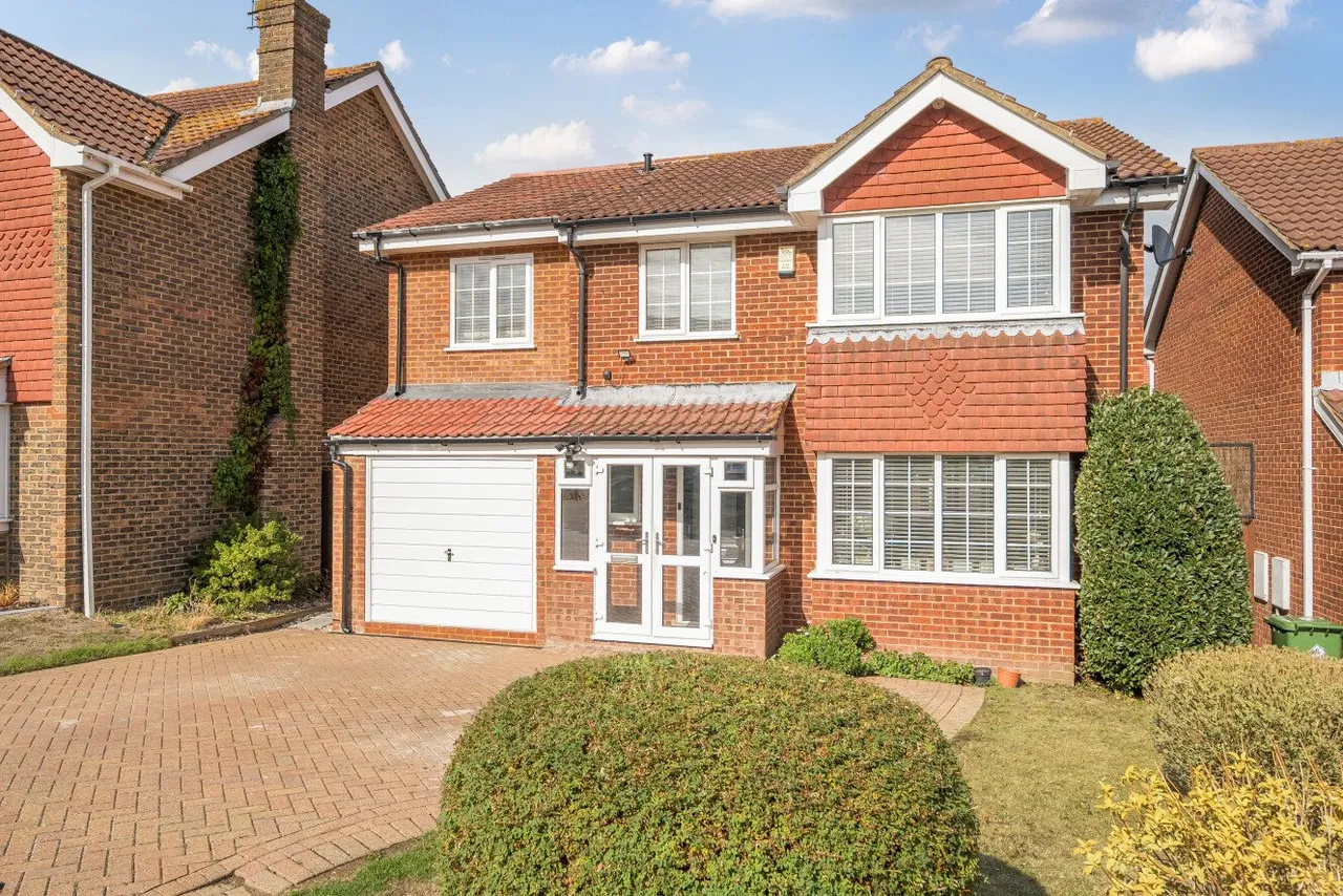 5 bed house for sale, Hanover Drive, Chislehurst, BR7