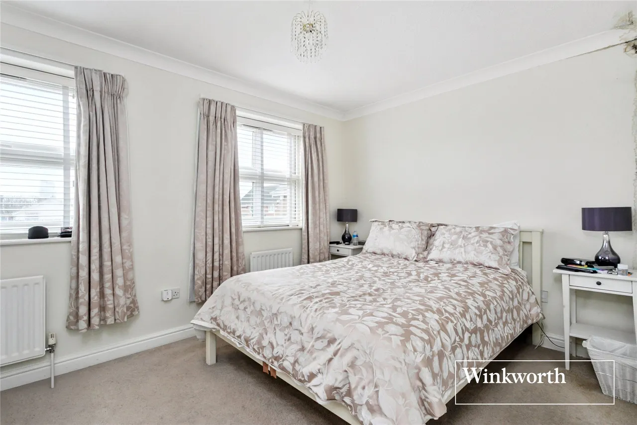 Laurel Fields, Potters Bar, EN6, photo 7