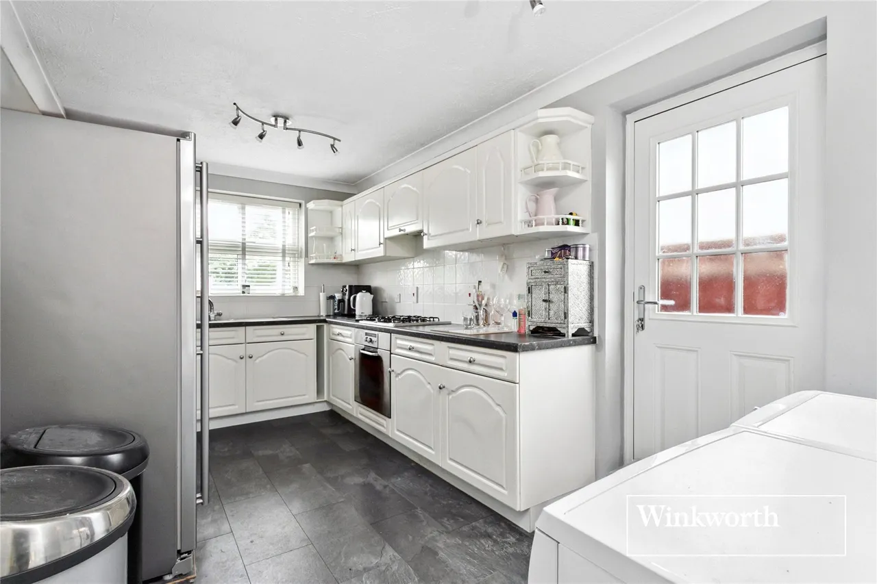 Laurel Fields, Potters Bar, EN6, photo 4