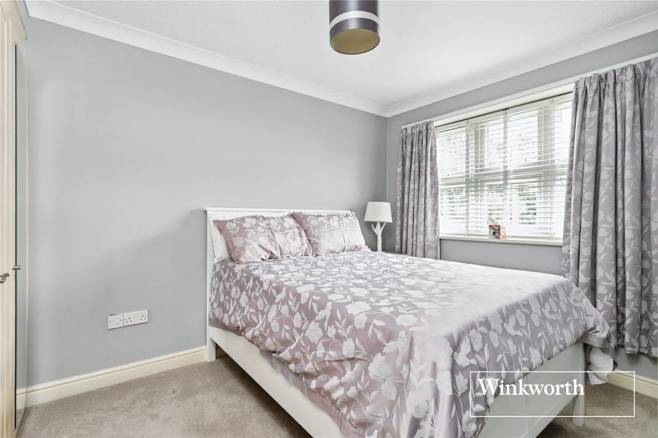Laurel Fields, Potters Bar, EN6, photo 8