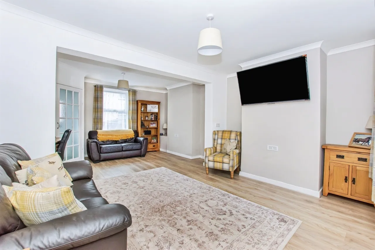 Queen Street, Sutton Bridge, Spalding, photo 2