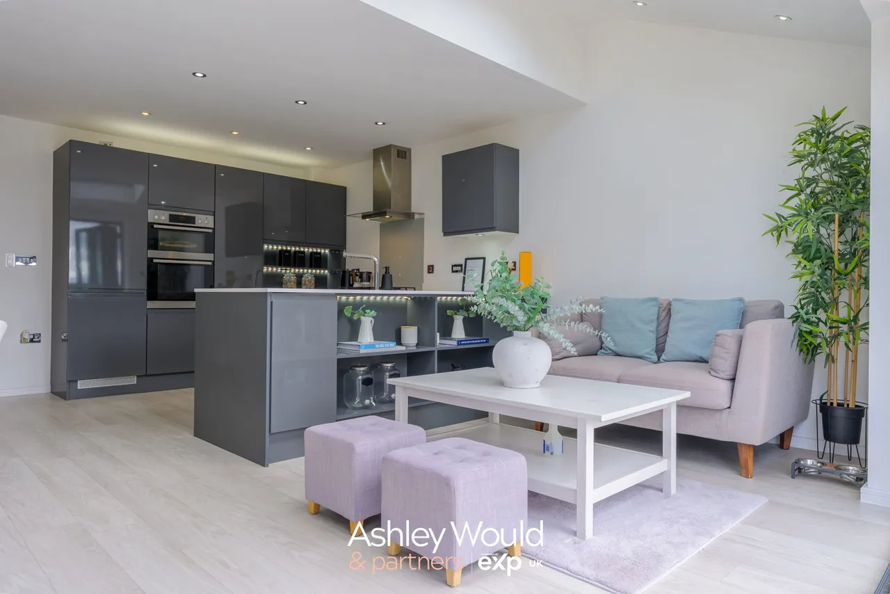 Denby Way, Cradley Heath, B64, photo 6