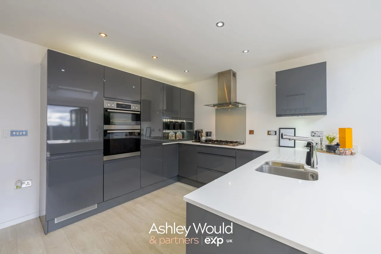 Denby Way, Cradley Heath, B64, photo 3