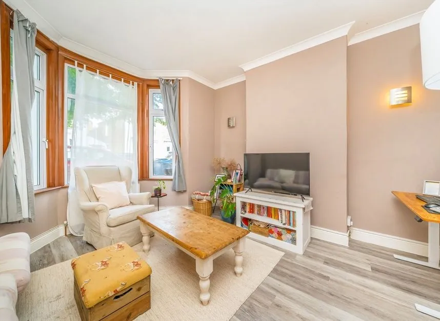 Hartfield Crescent, Wimbledon, SW19, photo 2