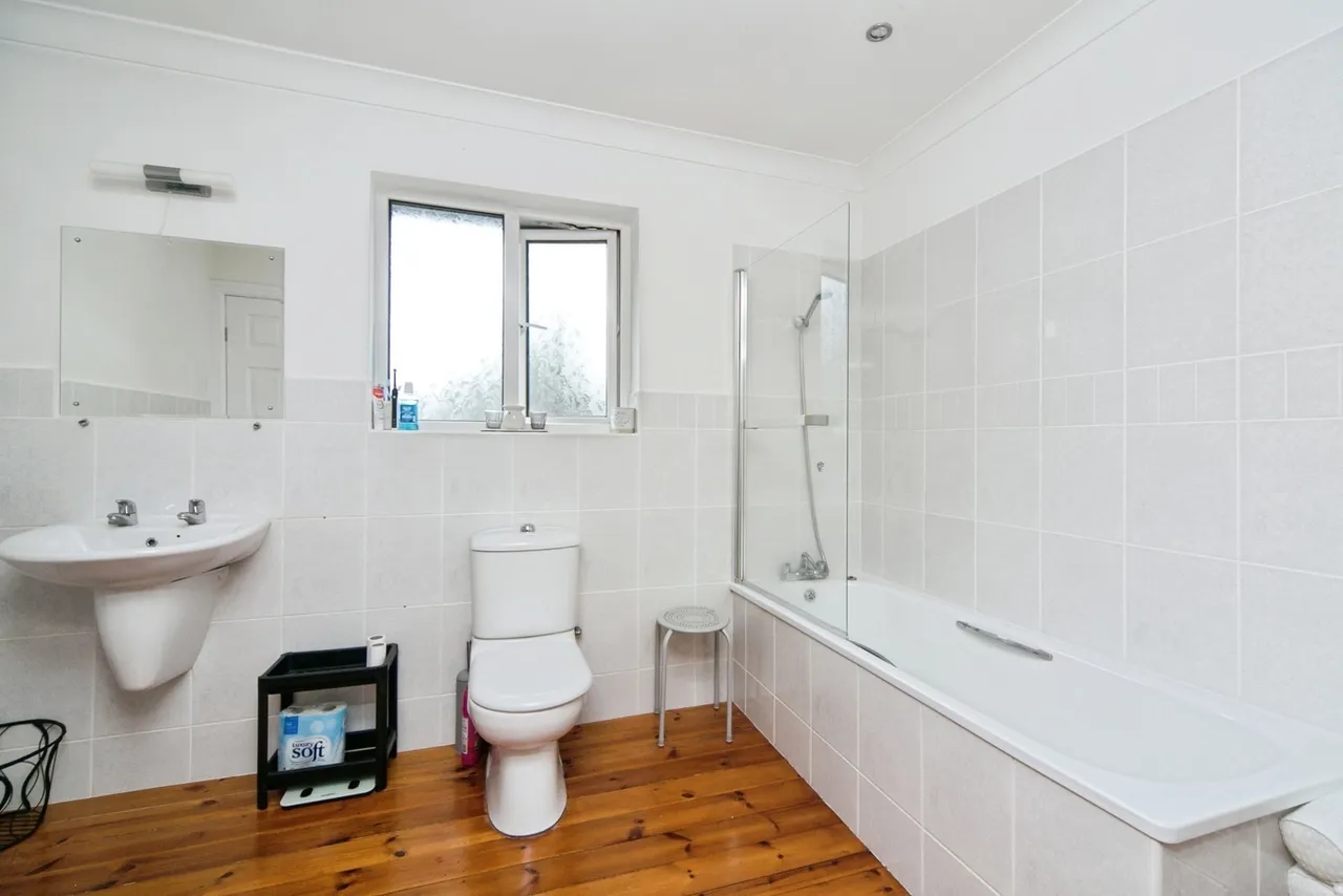 Upper Garth Road, Bangor, LL57, photo 12