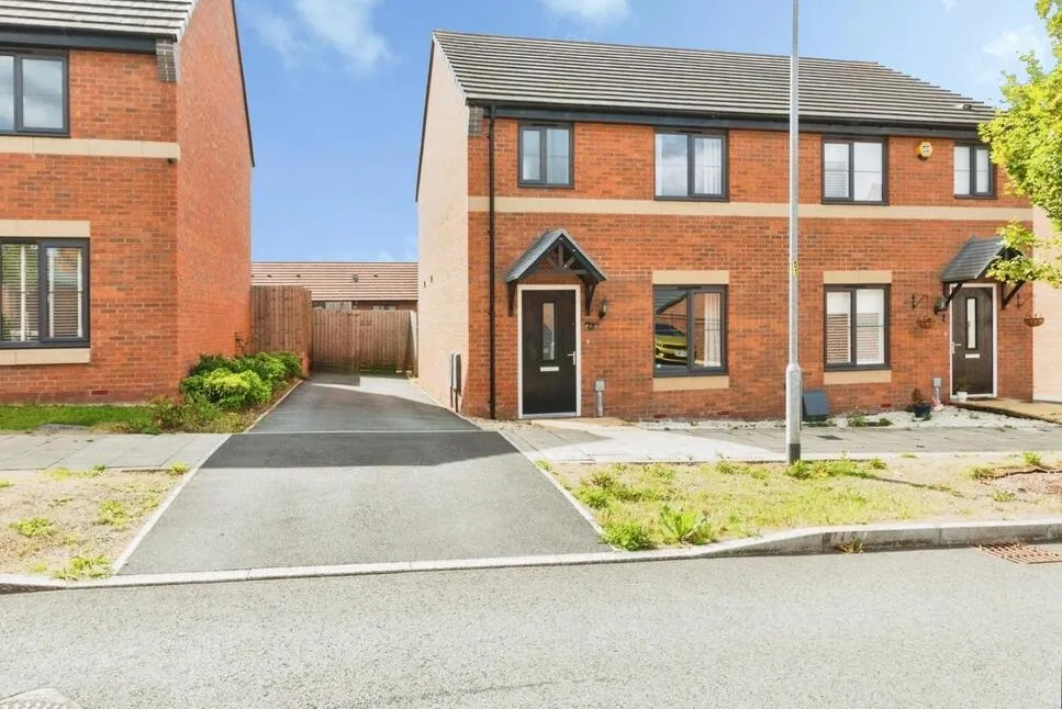 3 bed house for sale — Meyer Crescent, Dawley Bank, Telford And Wrekin,, TF4