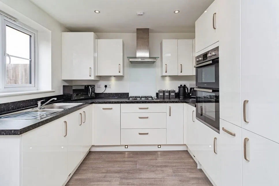 Meyer Crescent, Dawley Bank, Telford And Wrekin,, TF4, photo 3