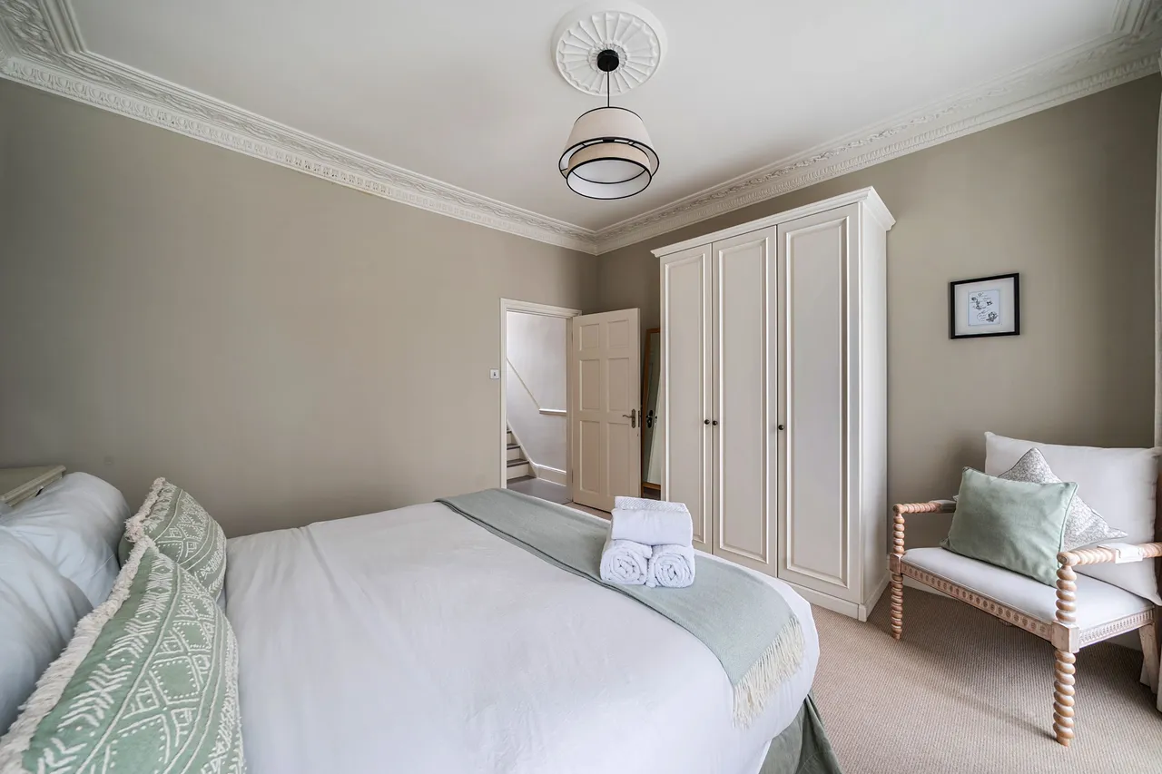 4 Sterling Street, London, photo 6