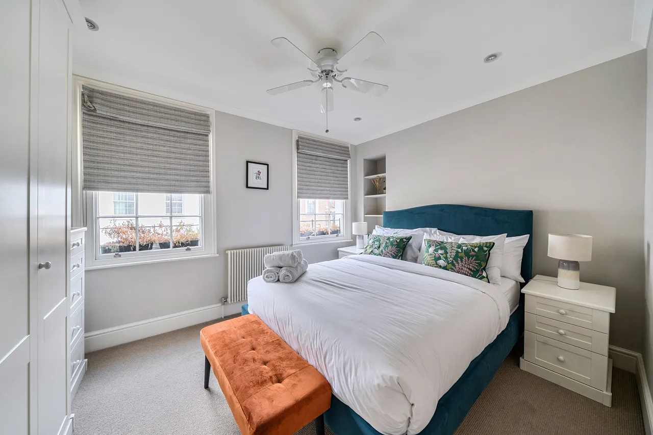 4 Sterling Street, London, photo 8