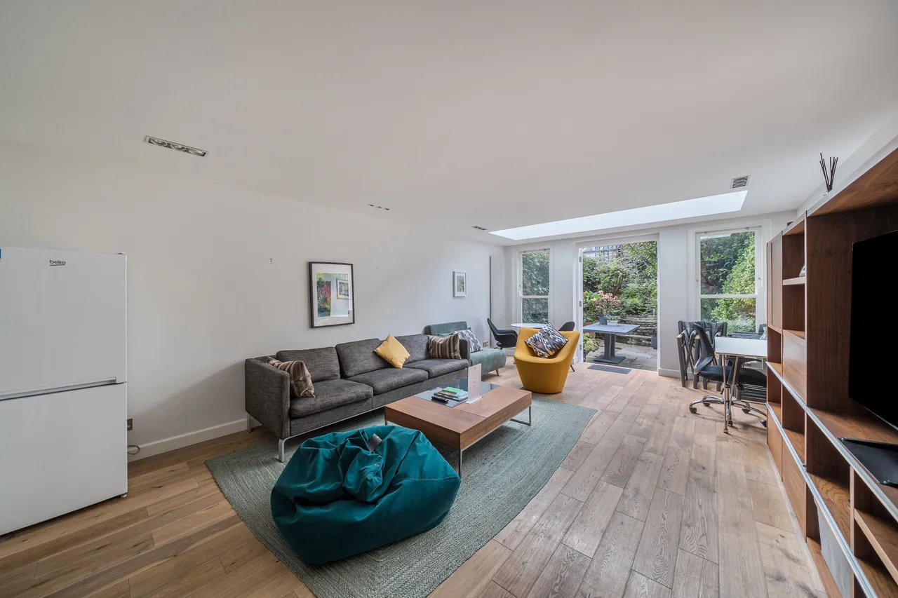 4 Sterling Street, London, photo 12