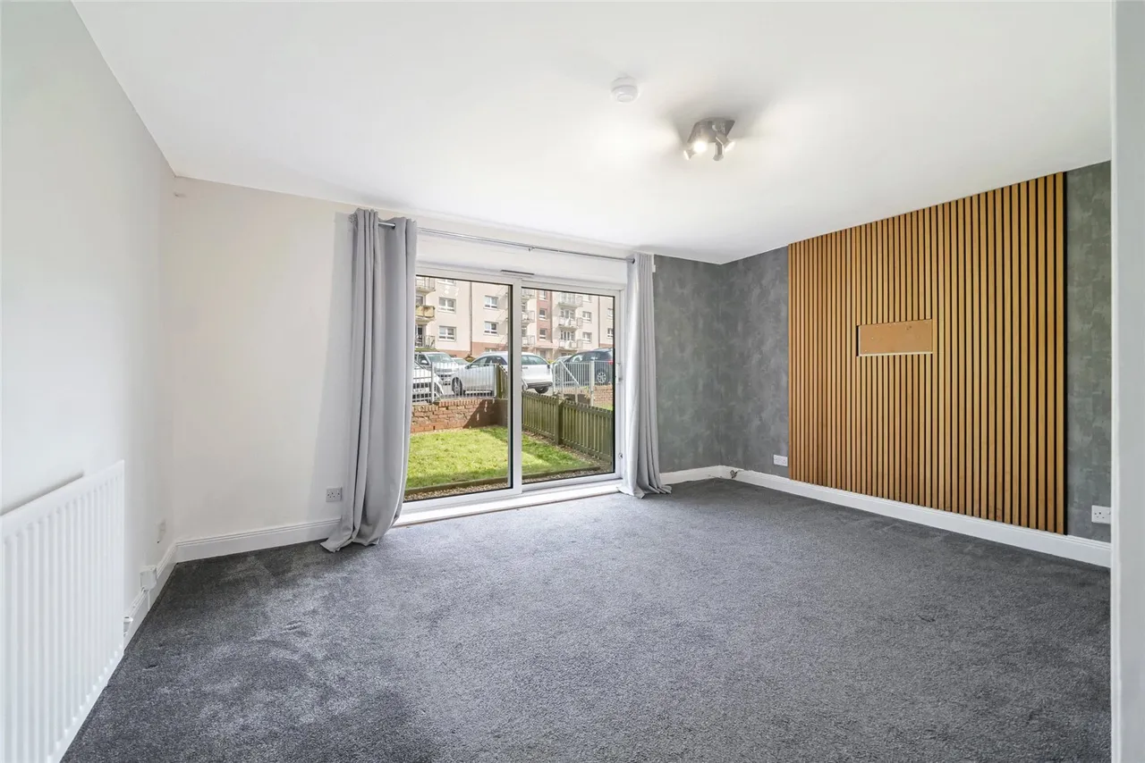 Kerrycroy Street, Glasgow, Lanarkshire, G42, photo 2