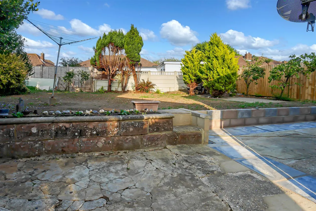 Hearnfield Road, Wick, photo 12