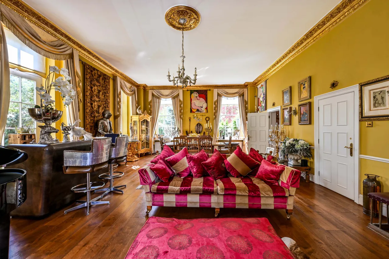 Thomas Sheriff Place, Cobbett Hill Road, Guildford, photo 8