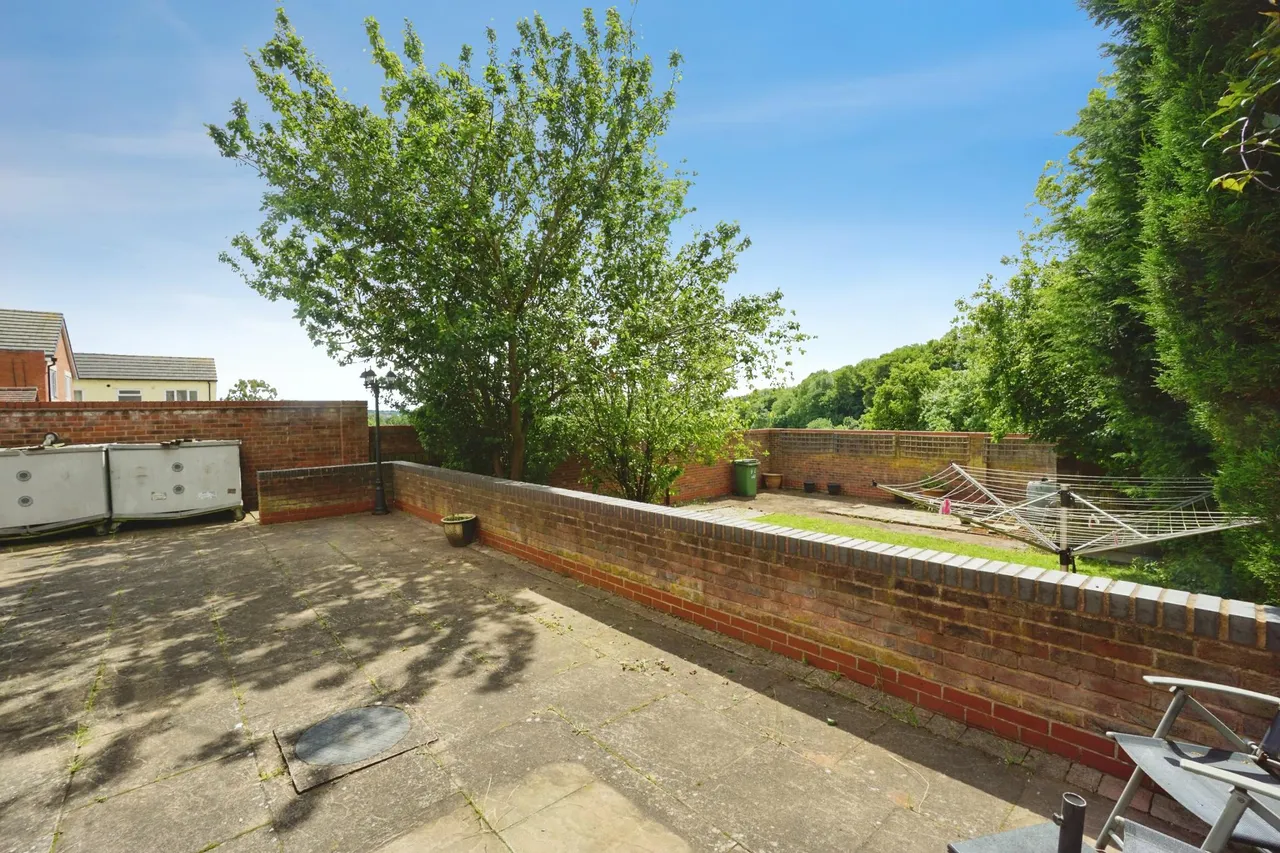 Clifton Street, Coseley, WV14, photo 22