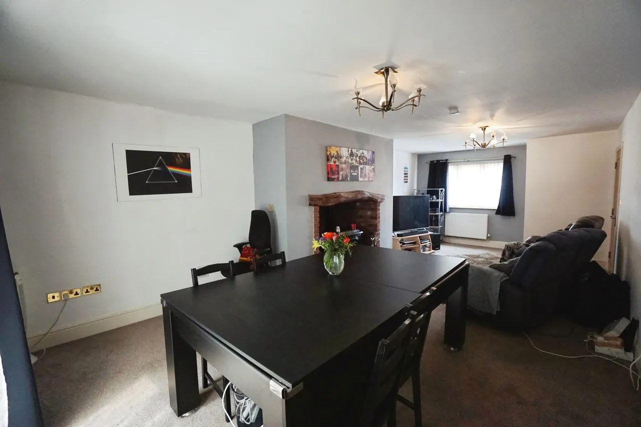Clifton Street, Coseley, WV14, photo 9