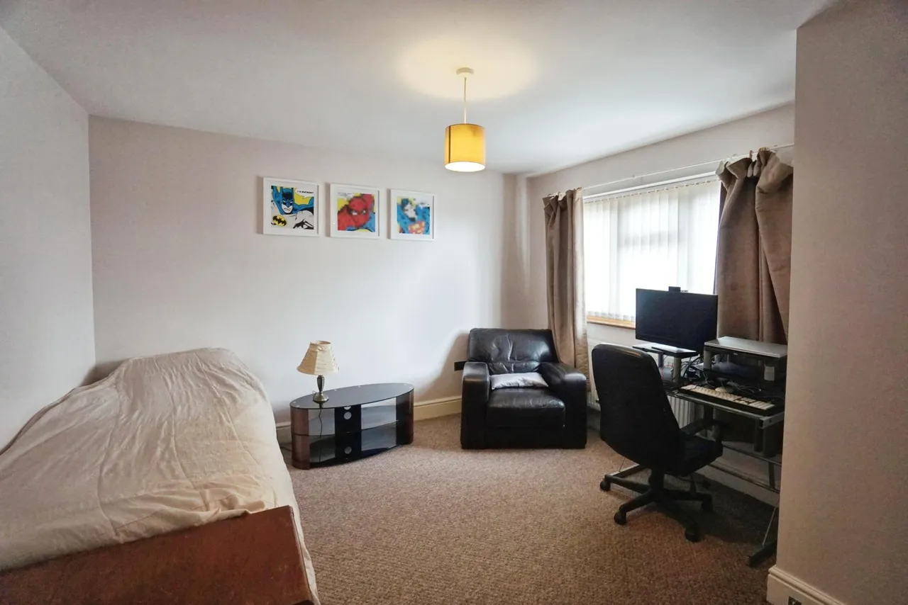 Clifton Street, Coseley, WV14, photo 17