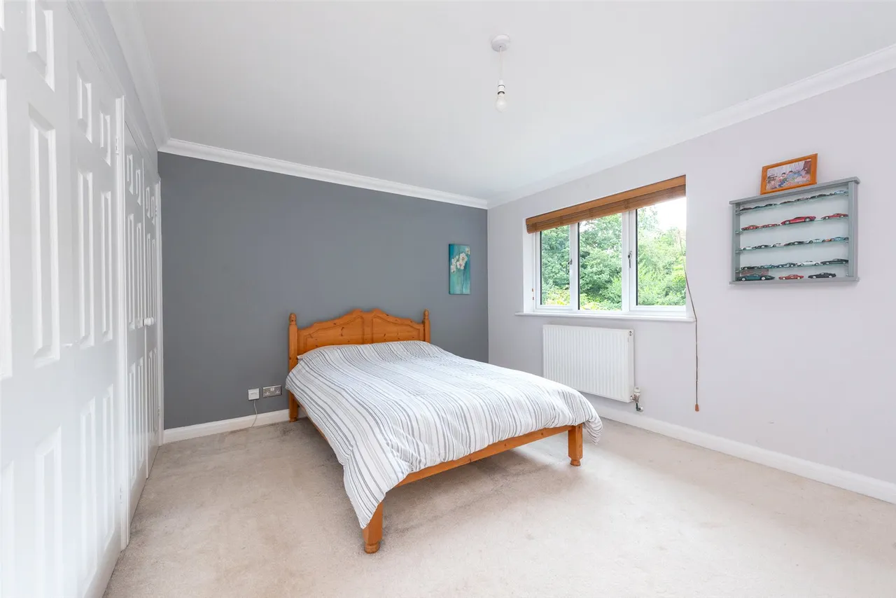 Minehurst Road, Mytchett, Camberley, Surrey, GU16 6JP, photo 5
