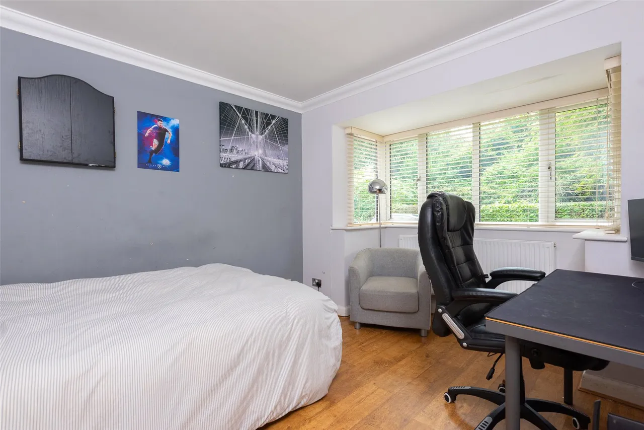 Minehurst Road, Mytchett, Camberley, Surrey, GU16 6JP, photo 15