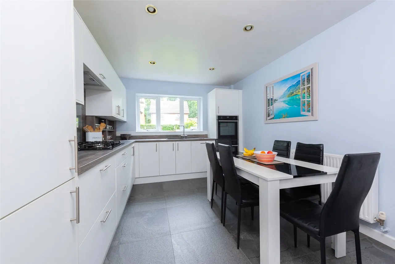 Minehurst Road, Mytchett, Camberley, Surrey, GU16 6JP, photo 12
