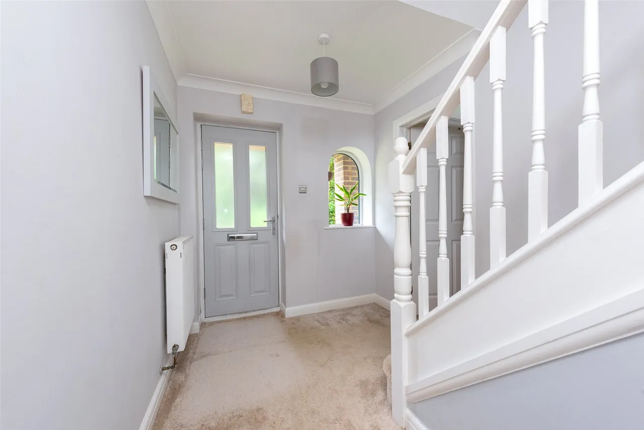 Minehurst Road, Mytchett, Camberley, Surrey, GU16 6JP, photo 16