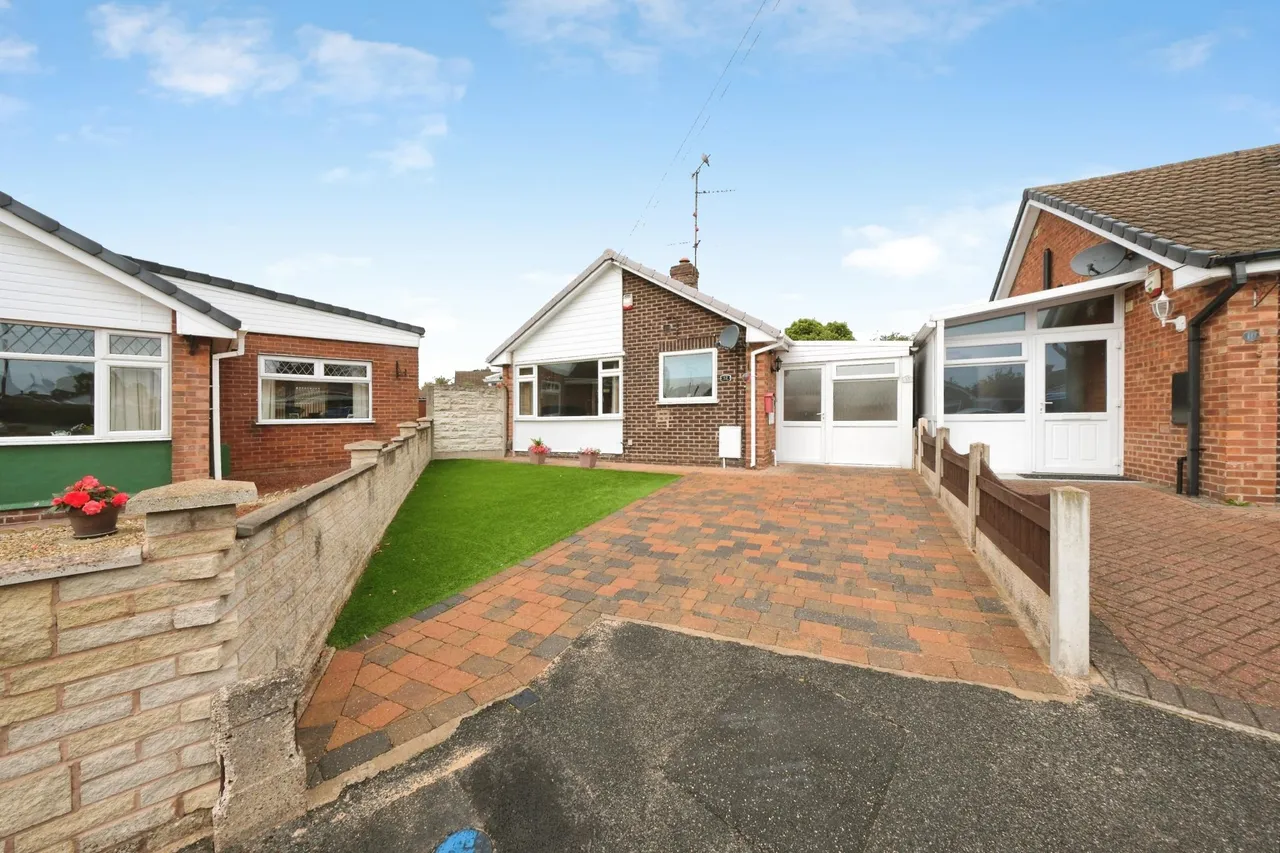 2 bed house for sale, Perth Close, Mansfield, NG19