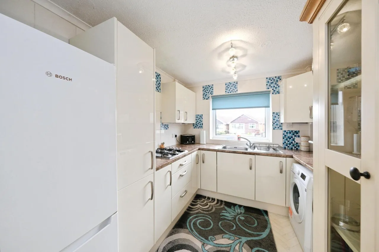 Perth Close, Mansfield, NG19, photo 10