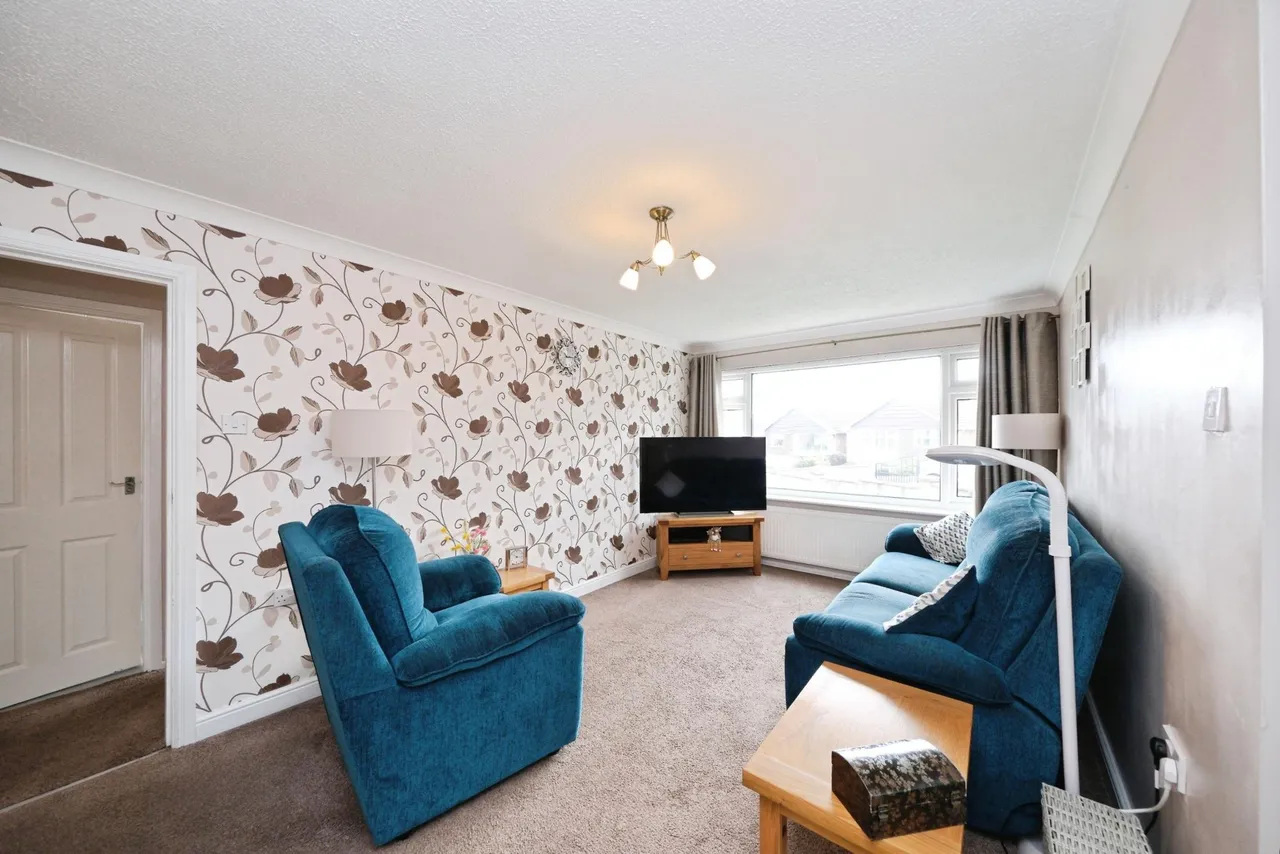Perth Close, Mansfield, NG19, photo 3