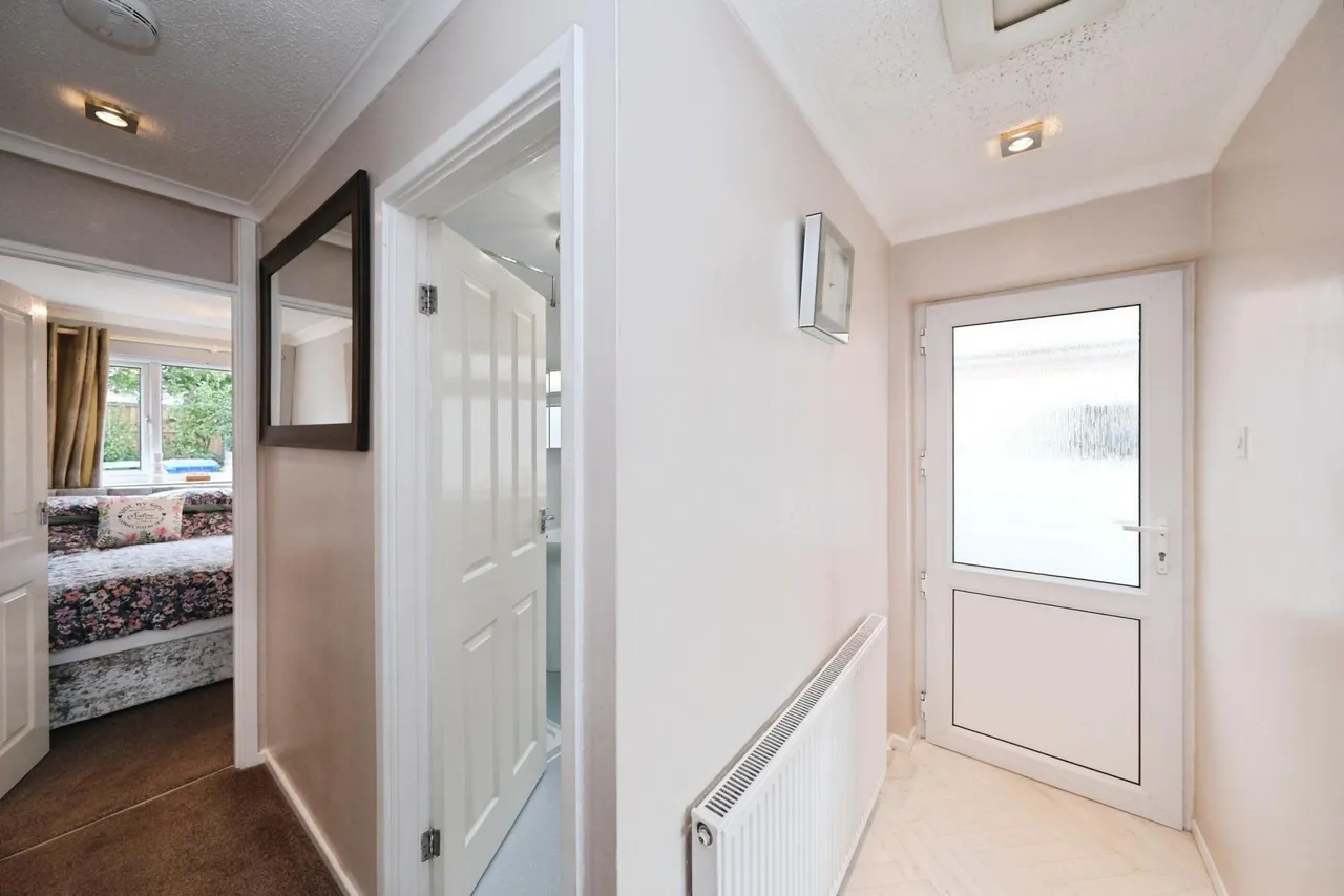 Perth Close, Mansfield, NG19, photo 13