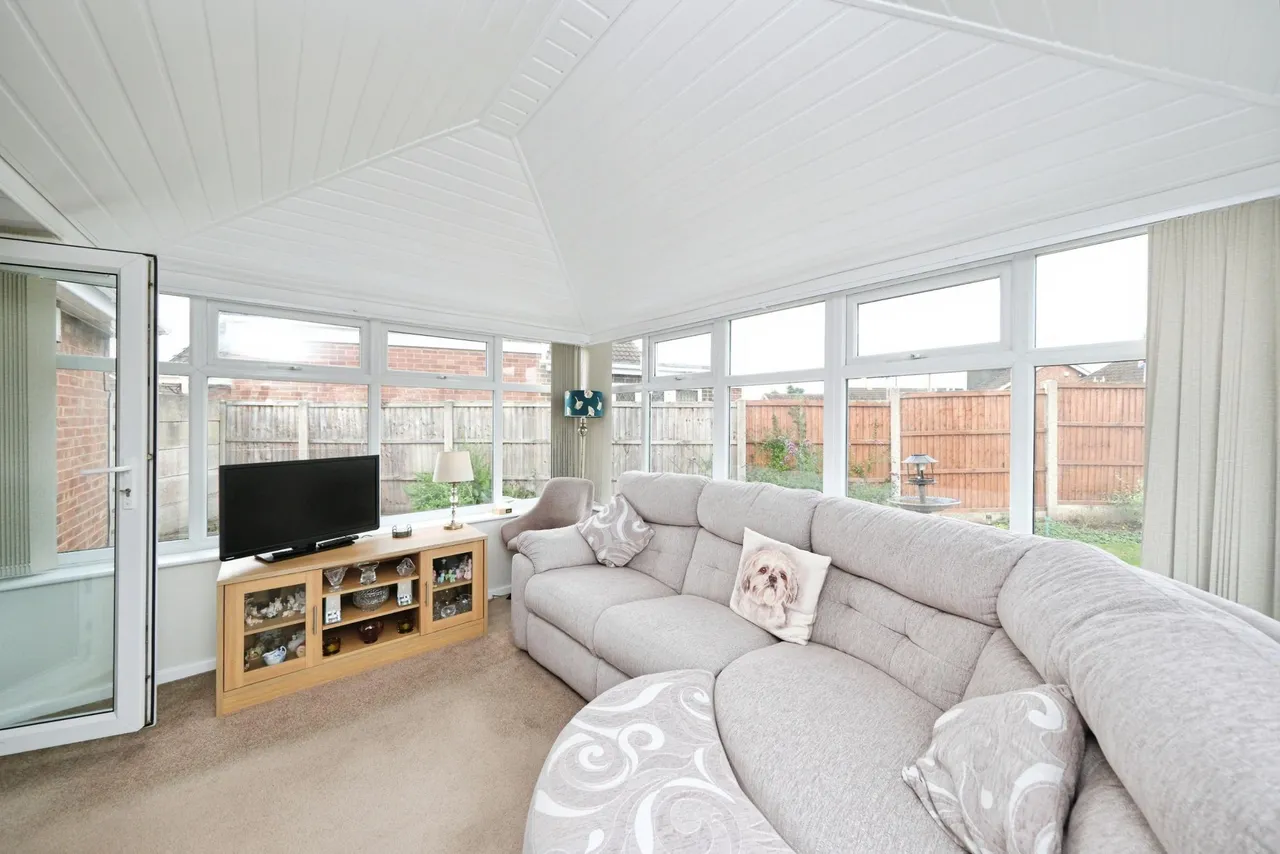 Perth Close, Mansfield, NG19, photo 7