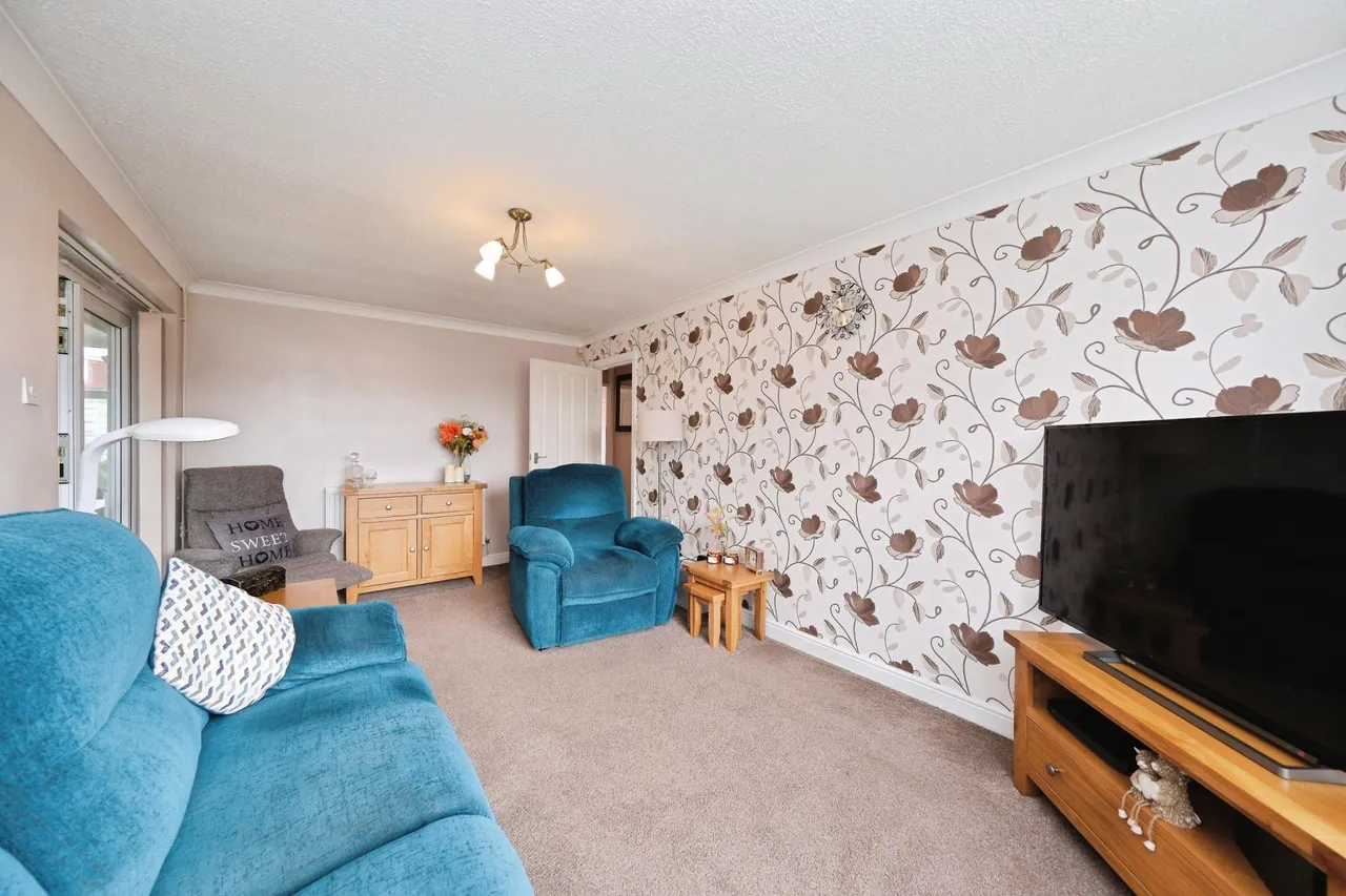 Perth Close, Mansfield, NG19, photo 4