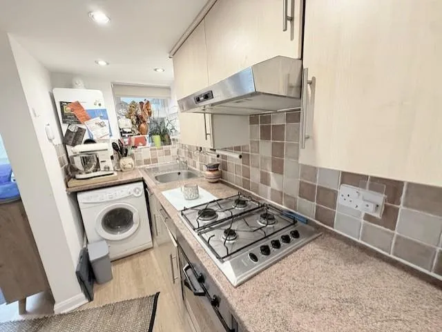 Grove Road, Eastbourne, BN21, photo 4