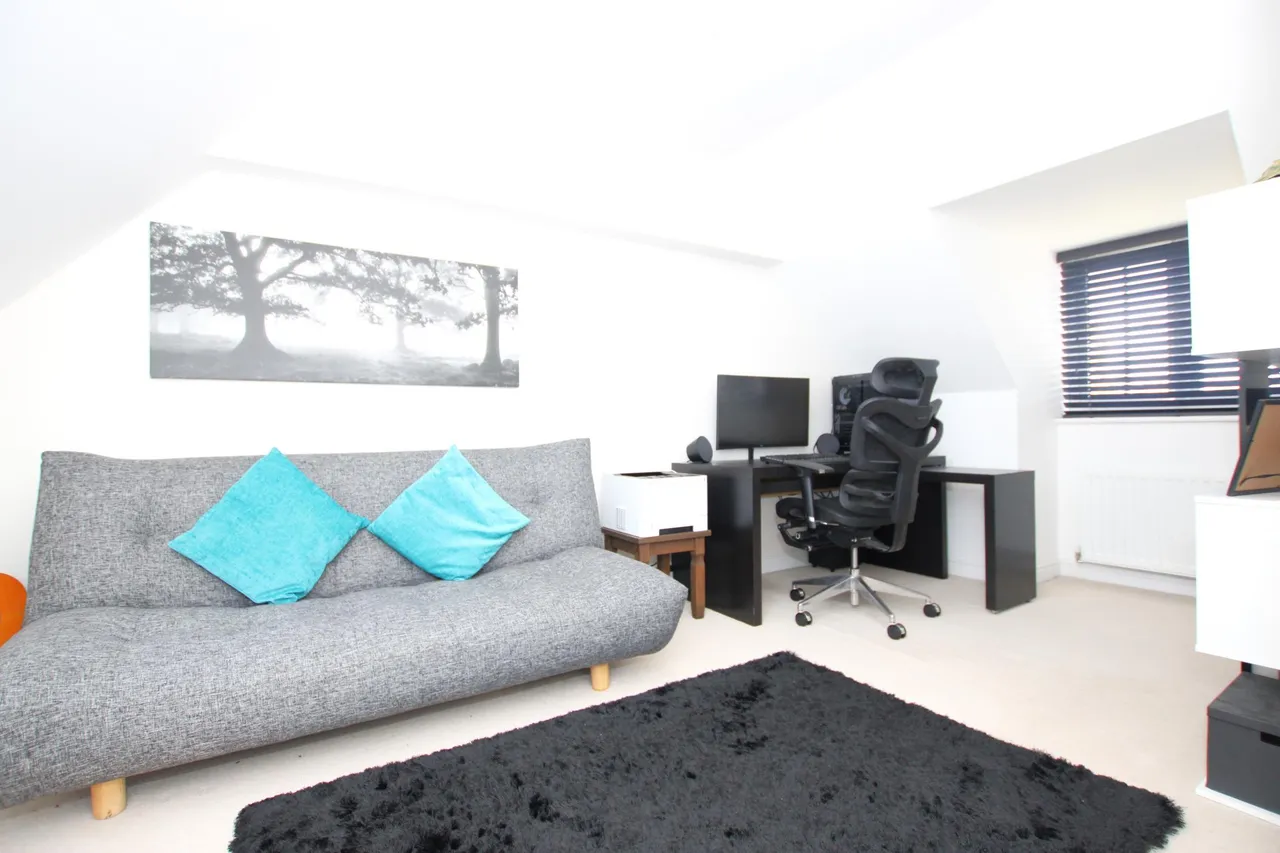 Manor Road, Kettering, NN15, photo 26