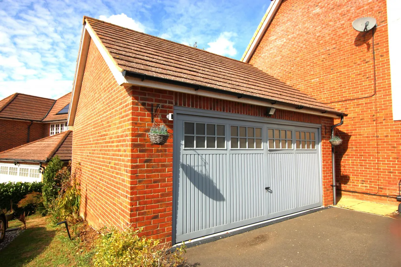Manor Road, Kettering, NN15, photo 33