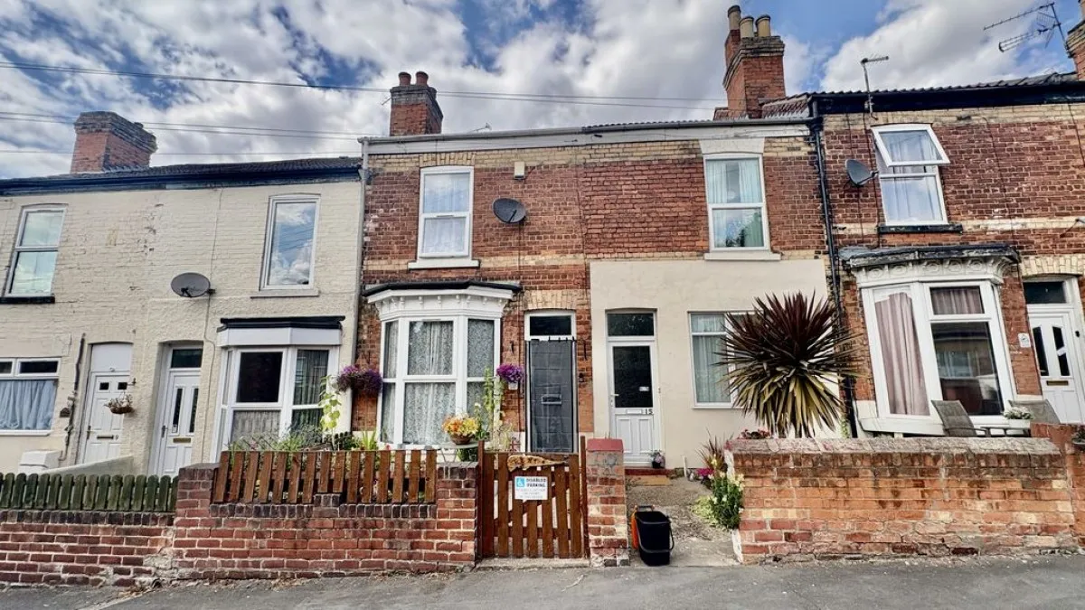 2 bed house for sale, Florence Terrace, Gainsborough