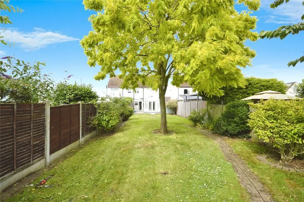 Higham Road, Wainscott, Kent, ME3, photo 11