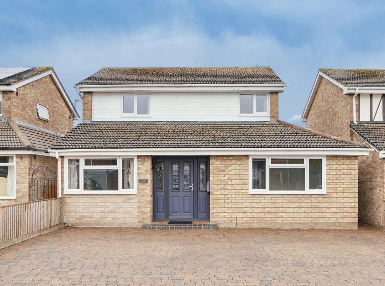 4 bed house for sale, Membury Way, Grove, OX12