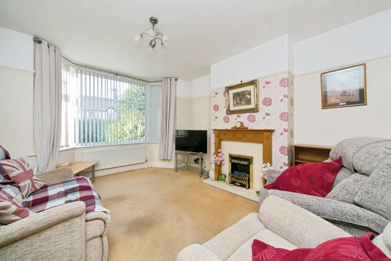 Conway Road, Colwyn Bay, LL29, photo 7