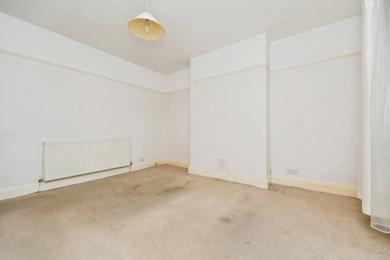 Conway Road, Colwyn Bay, LL29, photo 10