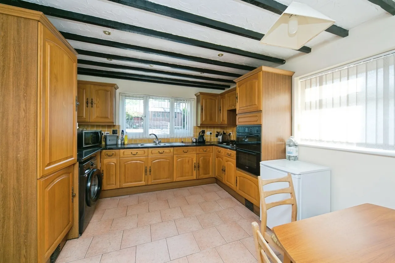 Conway Road, Colwyn Bay, LL29, photo 13