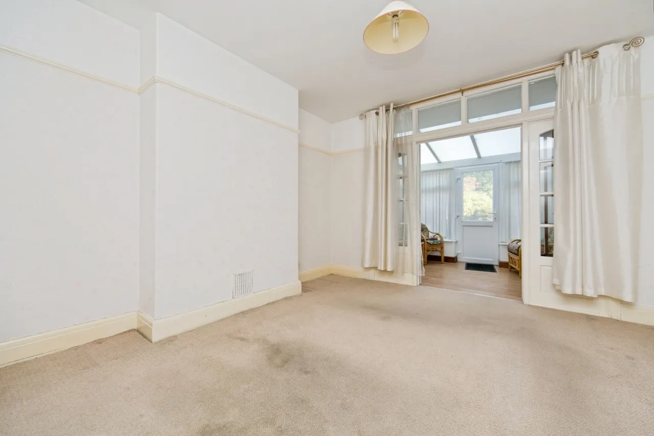 Conway Road, Colwyn Bay, LL29, photo 11