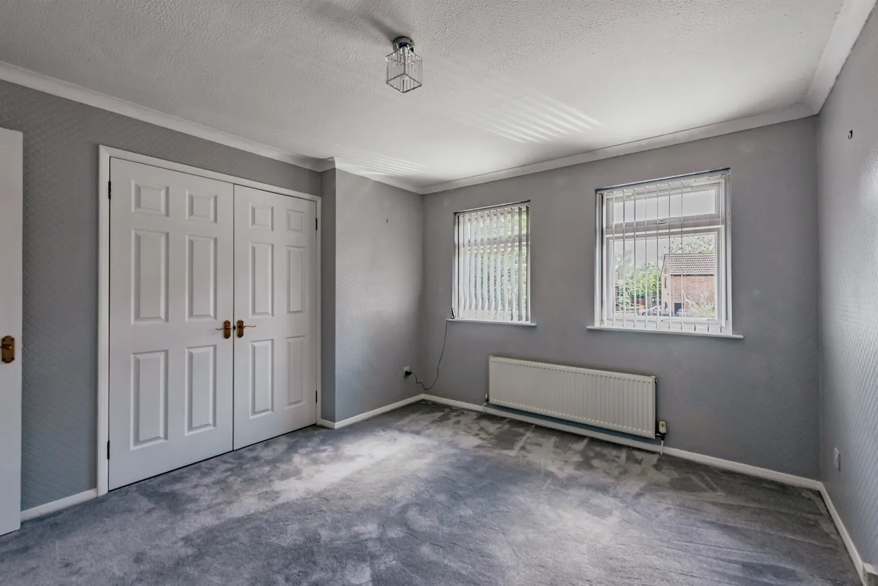 Churchill Road, Smallfield, Horley, photo 4