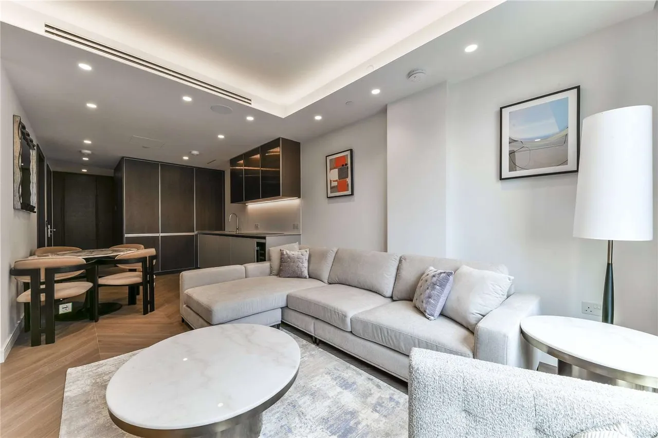 St. John's Wood Road, London, NW8, photo 2