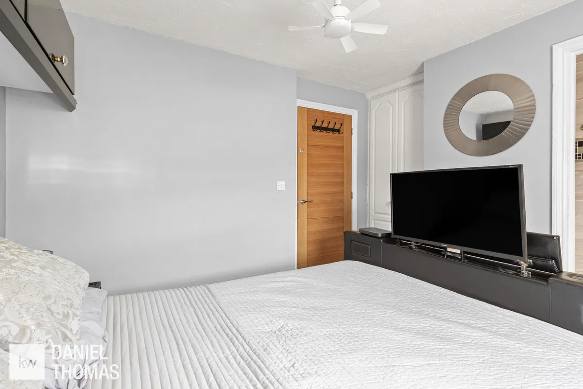 Bradley Road, Waltham Abbey, EN9, photo 15