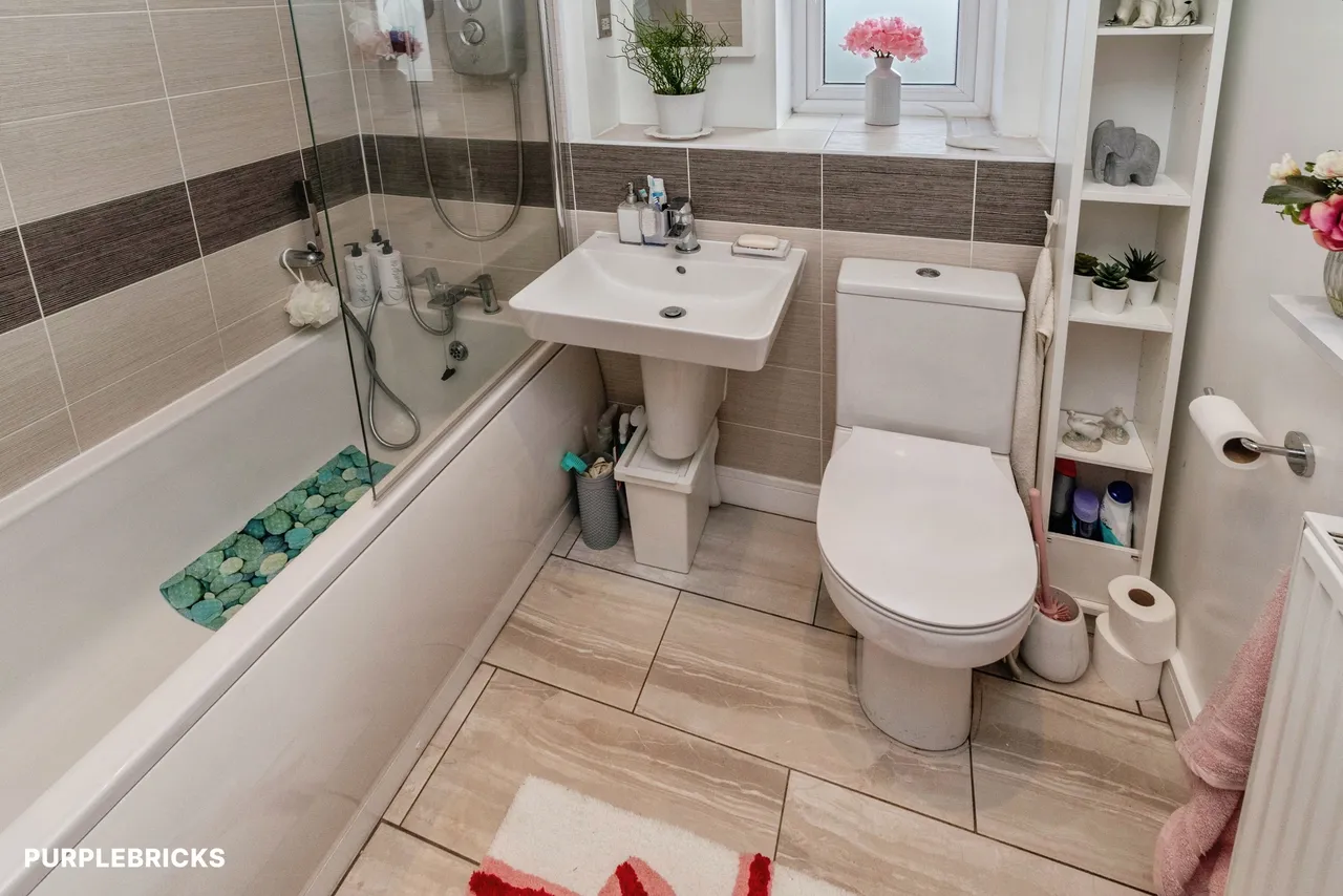 Dudley Street, Bilston, WV14, photo 23